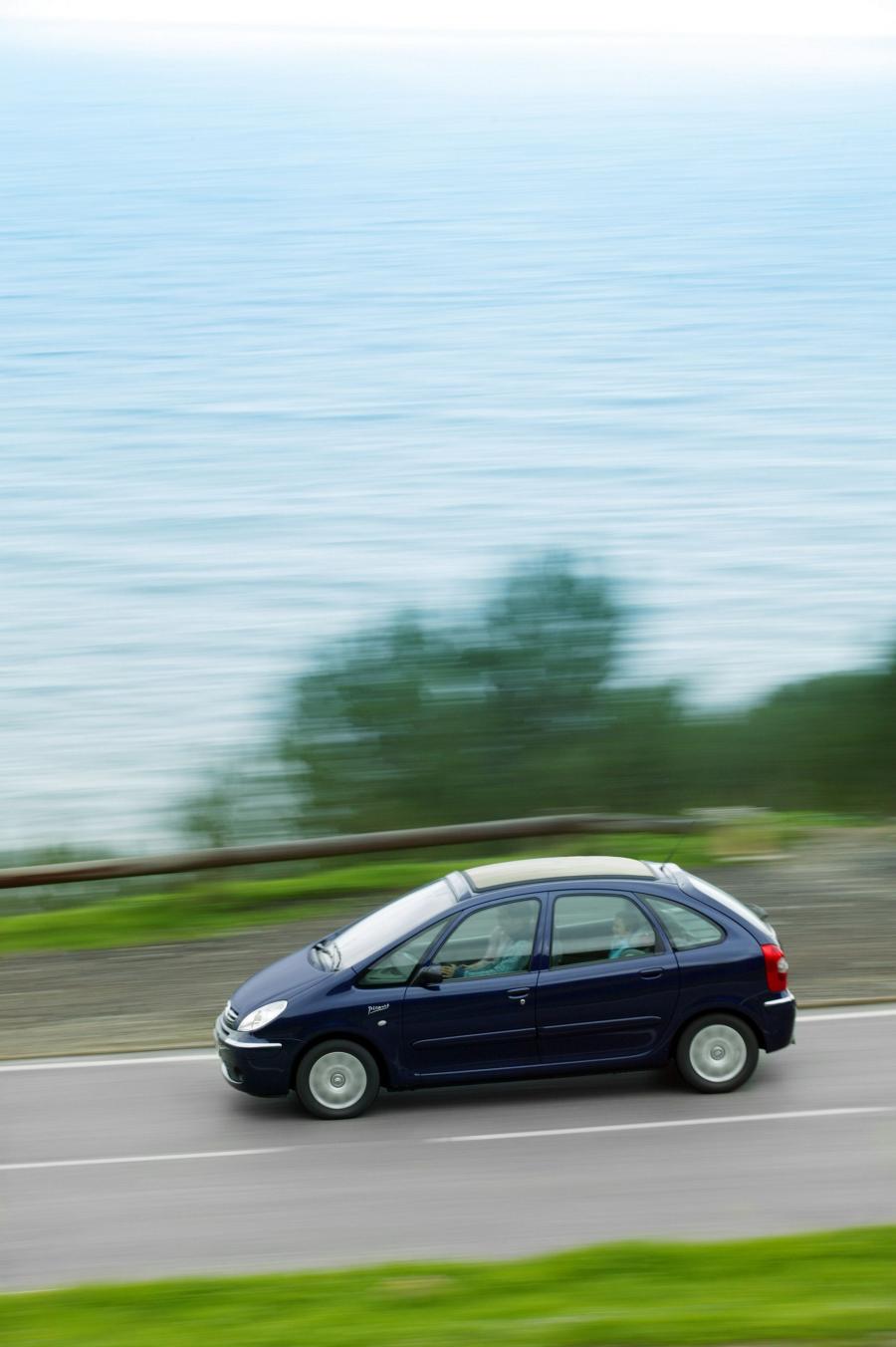  Citroen Xsara Picasso 2000 года  (фото 55 из 63)